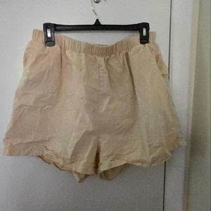 Cream utility shorts size 1x